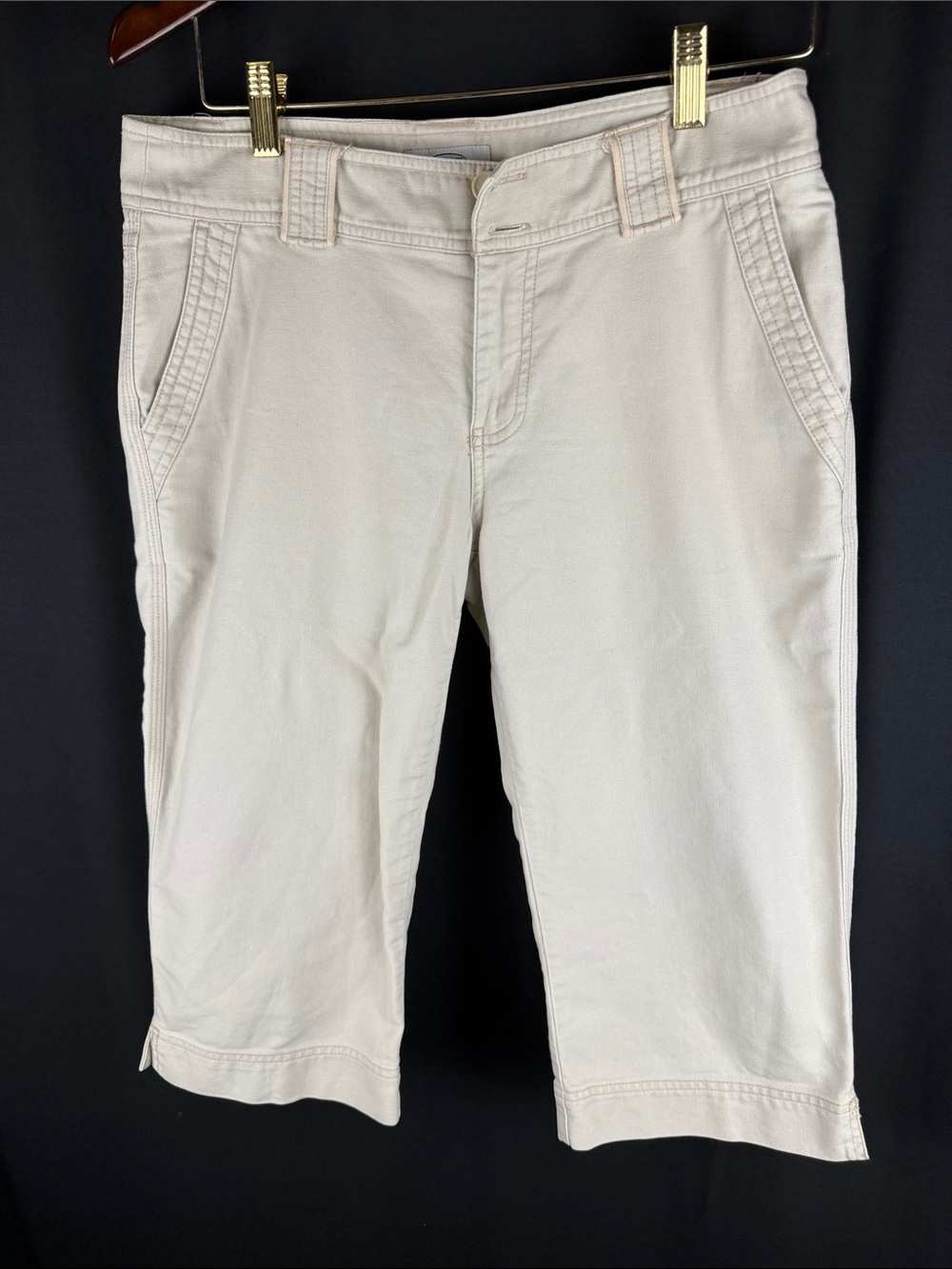 Old Navy Cream Cotton Chino Shorts